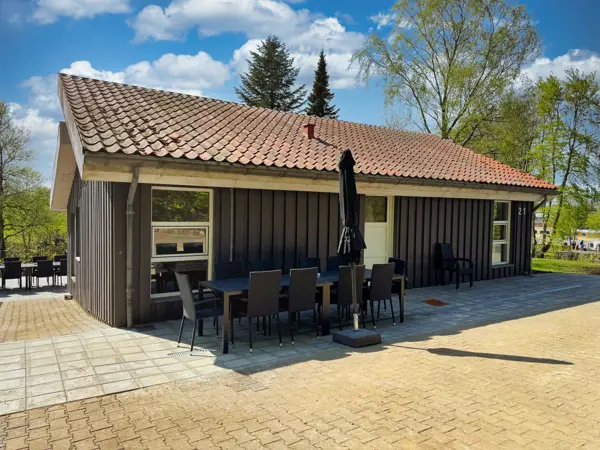 /media/1jomukeb/bakkehuset_sommerhus_img_1847_1920px.jpeg?v=1da9d49213cff30
