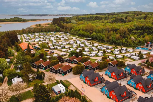 /media/1lcc3hpw/dronebilleder-ferie-fora-r-12_1920px.jpeg?v=1d9f8308569ea90