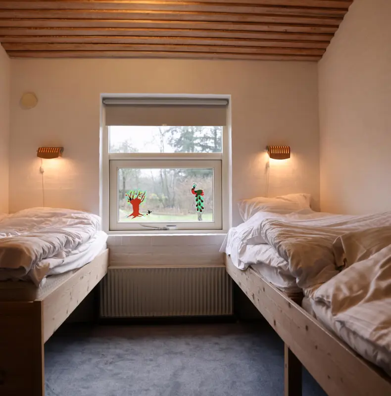 Værelse2 01 1920Px