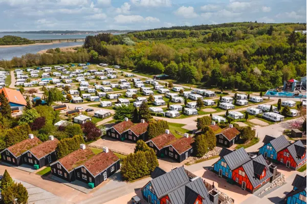 /media/3rplilfc/dronebilleder-ferie-fora-r-21_1920px.jpeg?v=1d9f83085c57810