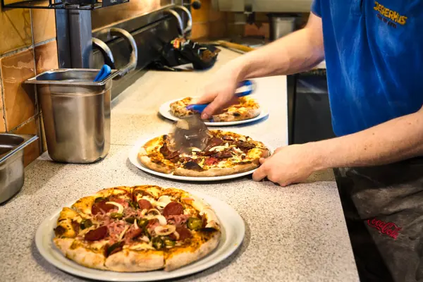 /media/adahijwm/pizza_03_1920px.jpeg?v=1daa548716195a0