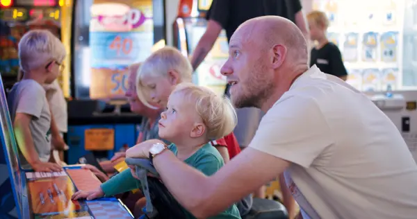 /media/c3gfzmkz/feriecenter_blomsterpark_jesperhus_245_1920px.jpeg?v=1da12481a89ba70