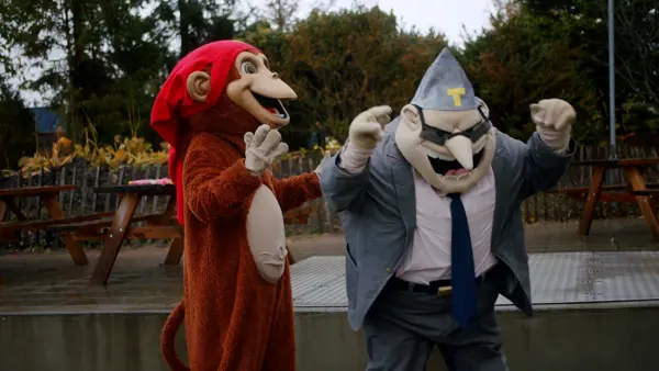 /media/hpkbetnb/jul_23.jpg?v=1da2444a399e980