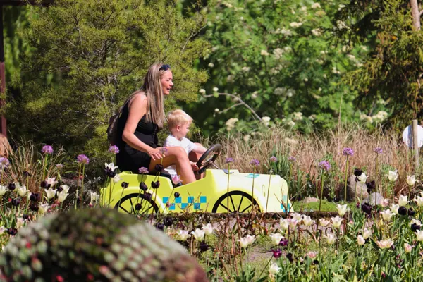 /media/iugdcmur/4o5a7039_blomsterparken_forlystelser_1920px.jpeg?v=1daac57936198b0