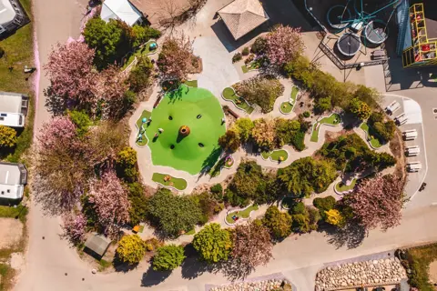 Dronebilleder (Ferie) Forår 22 1920Px