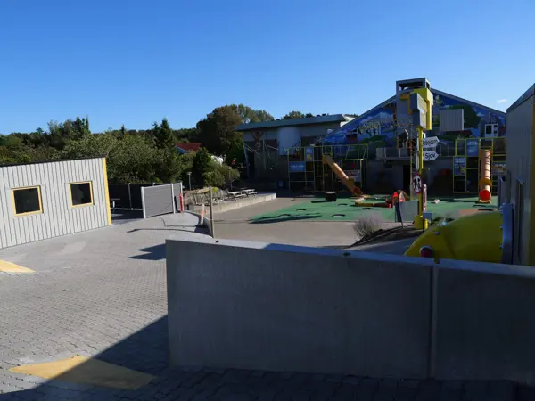 /media/lp3hseal/traels_container_p1000788.jpeg?v=1dc587e94233090