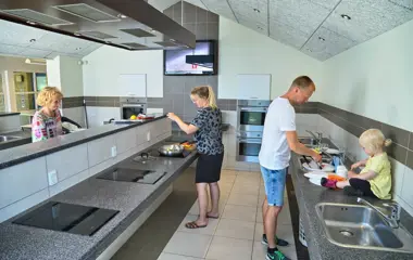 P2V6981 Copy 1920Px
