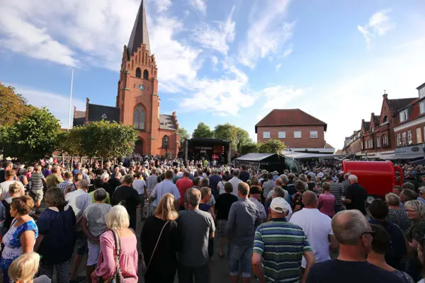 /media/y0yfda2b/2.jpg?v=1d95f17bf926830